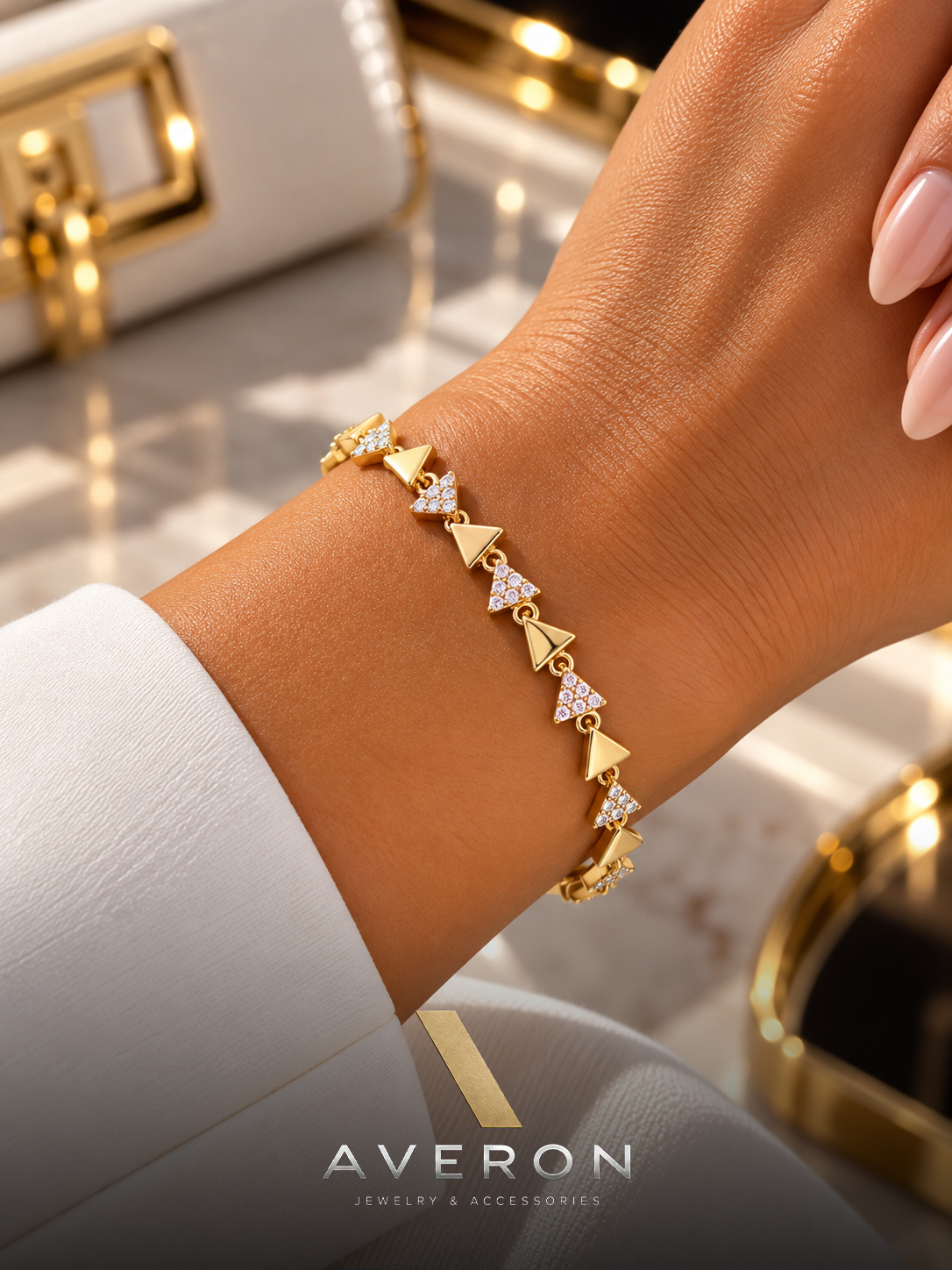 Üçgen Taş Bileklik - Averon Jewelry